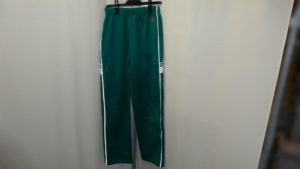 青森市立沖舘中学校 YACHT（明石スクールユニフォームカンパニー） 男子ジャージ下・サイズLL 中古 保管品