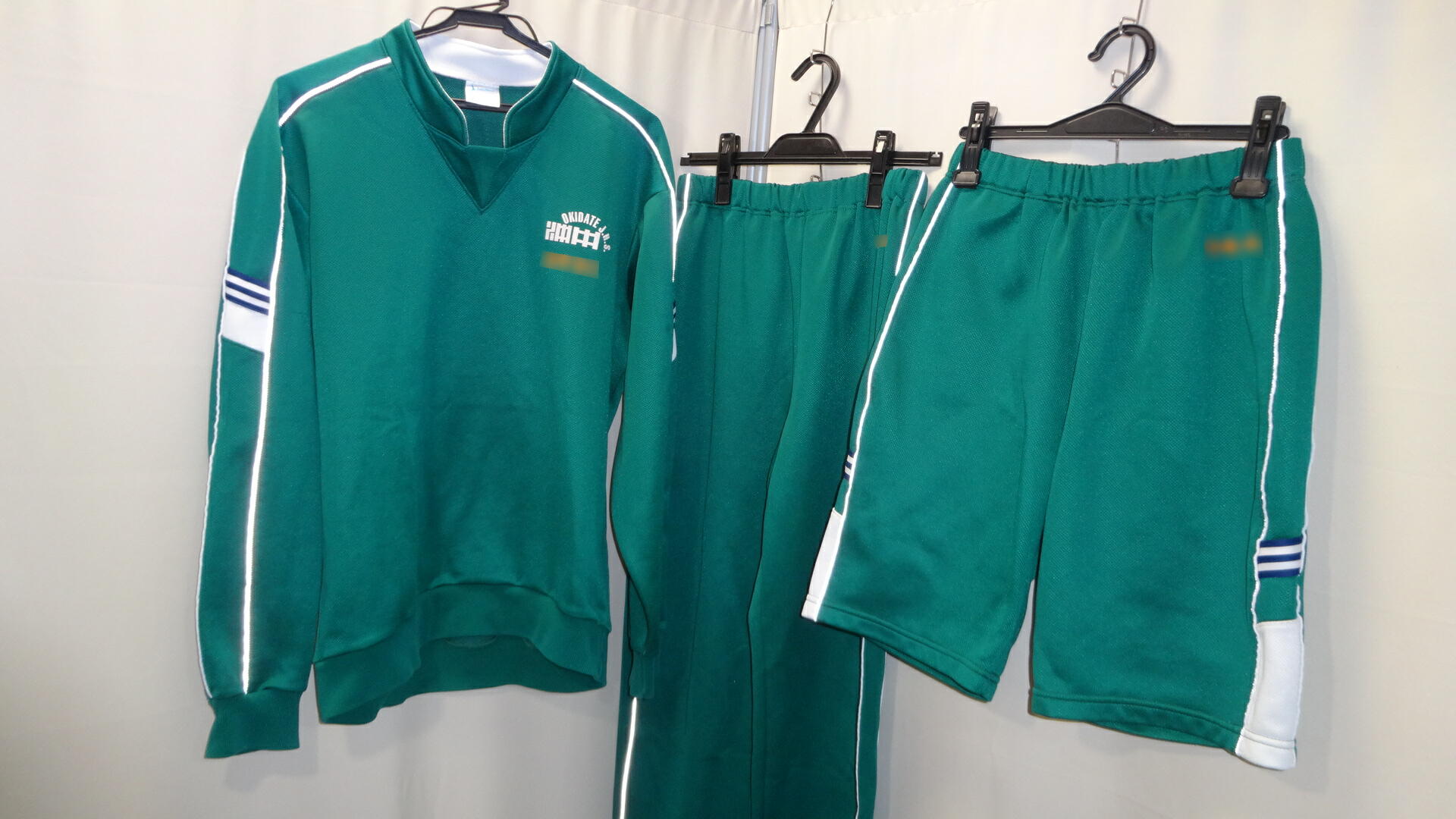 青森市立沖舘中学校 YACHT（明石スクールユニフォームカンパニー） 男子ジャージ上下、ハーフパンツの3点セット（各サイズLL） 中古 保管品