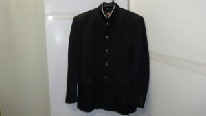  B-1 ラウンドカラー黒学生服（学ラン）155A  ライナー付き 中学校男子制服 中古 長期保管品・ホームクリーニング済み